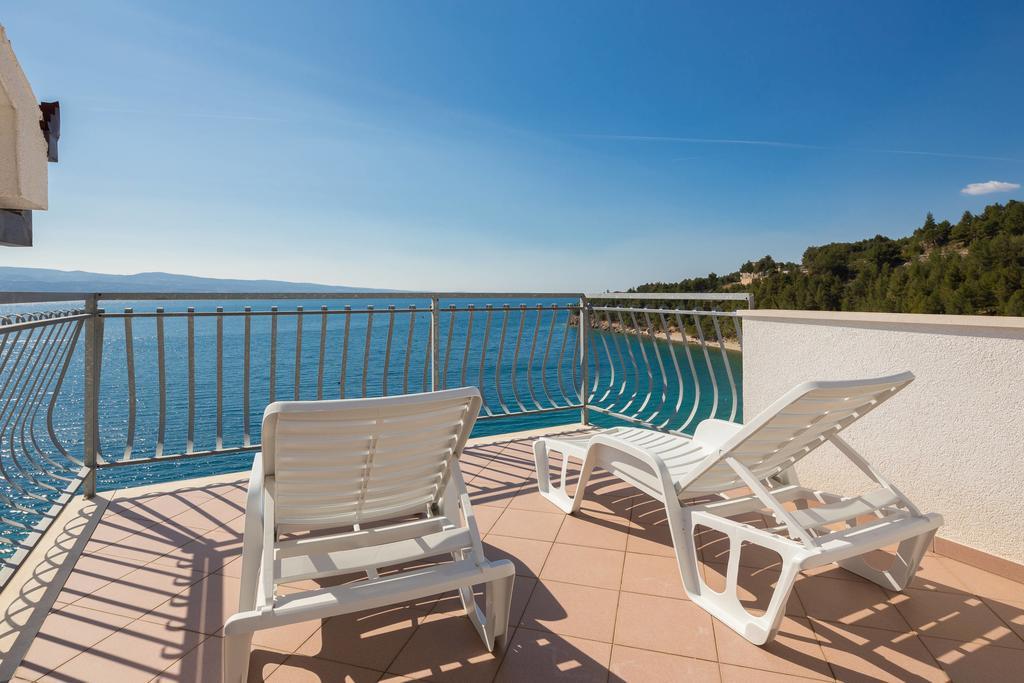 Beach Penthouse Diamond Оміш Екстер'єр фото